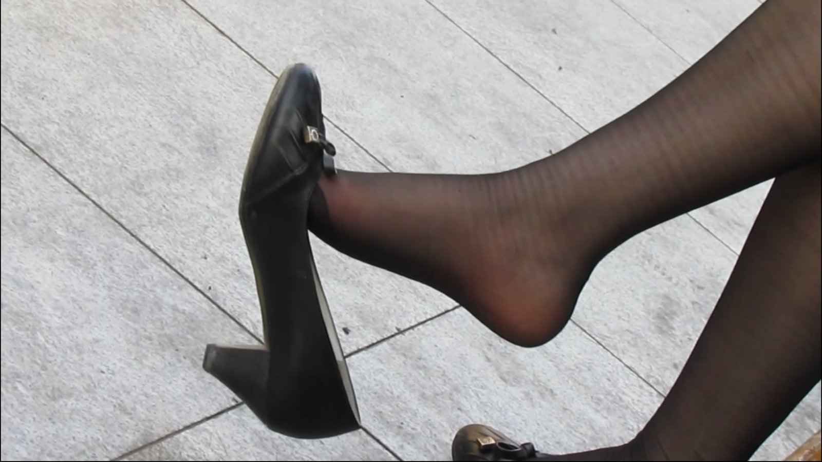 streetsnapdangl[00 00 49][20181201 002400 5]